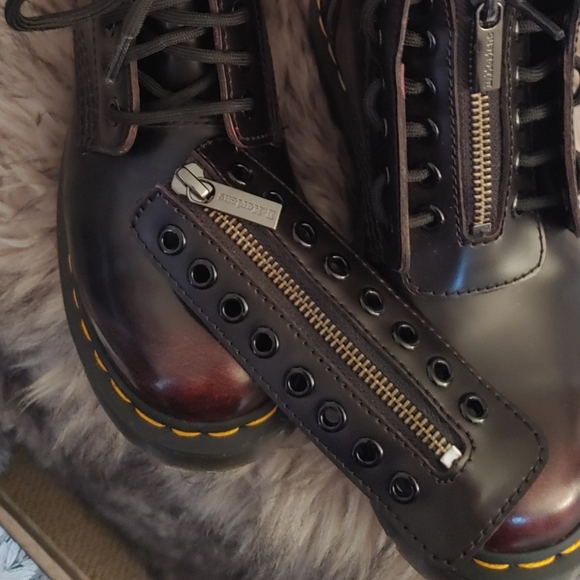 Dr. Martens Black Cherry Red 🍒 - Picture 3 of 7